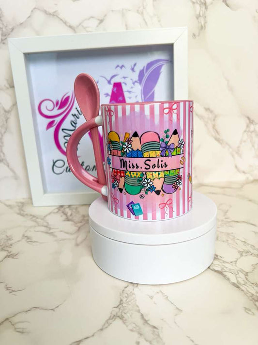 Taza para Maestros 11oz con Cuchara Rosada | Regalo Especial para Profesores Elegante